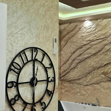 Dior - Luxury Jacuzzi Daire *