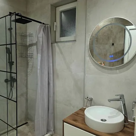 Dior - Luxury Jacuzzi Daire Yeni Pazar