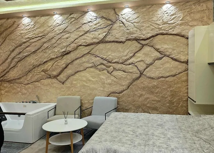 Dior - Luxury Jacuzzi *